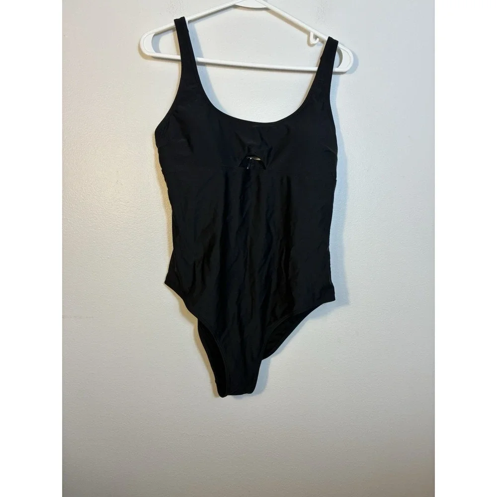 NEW! Halara One Piece Swimsuit Sz Large Black Beach‎ Vacation Open Back